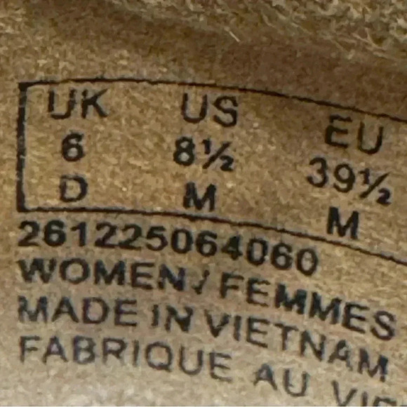 Clarks Artisan Tarah Brae Pump Slip on Black Suede patent Leather Women's 8.5 M - Picture 10 of 11